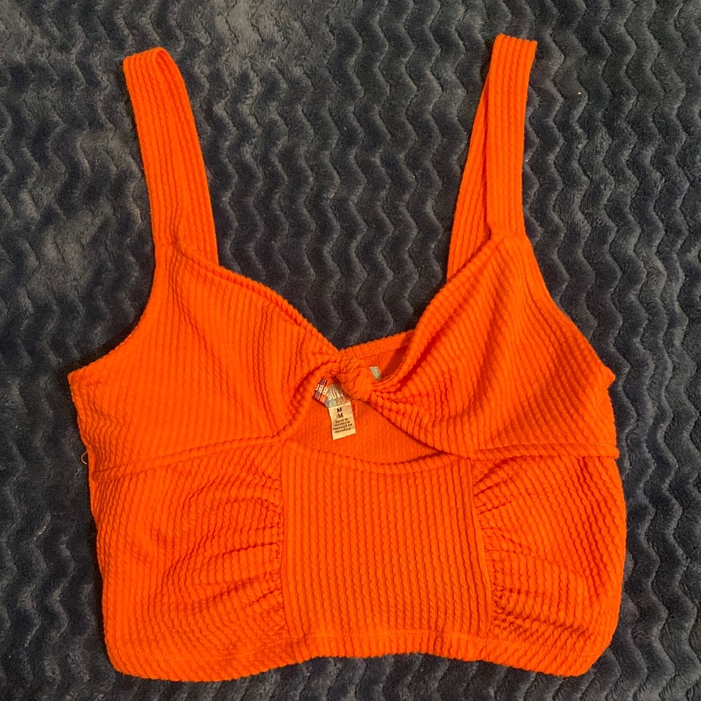 Urban Outfitter crops top